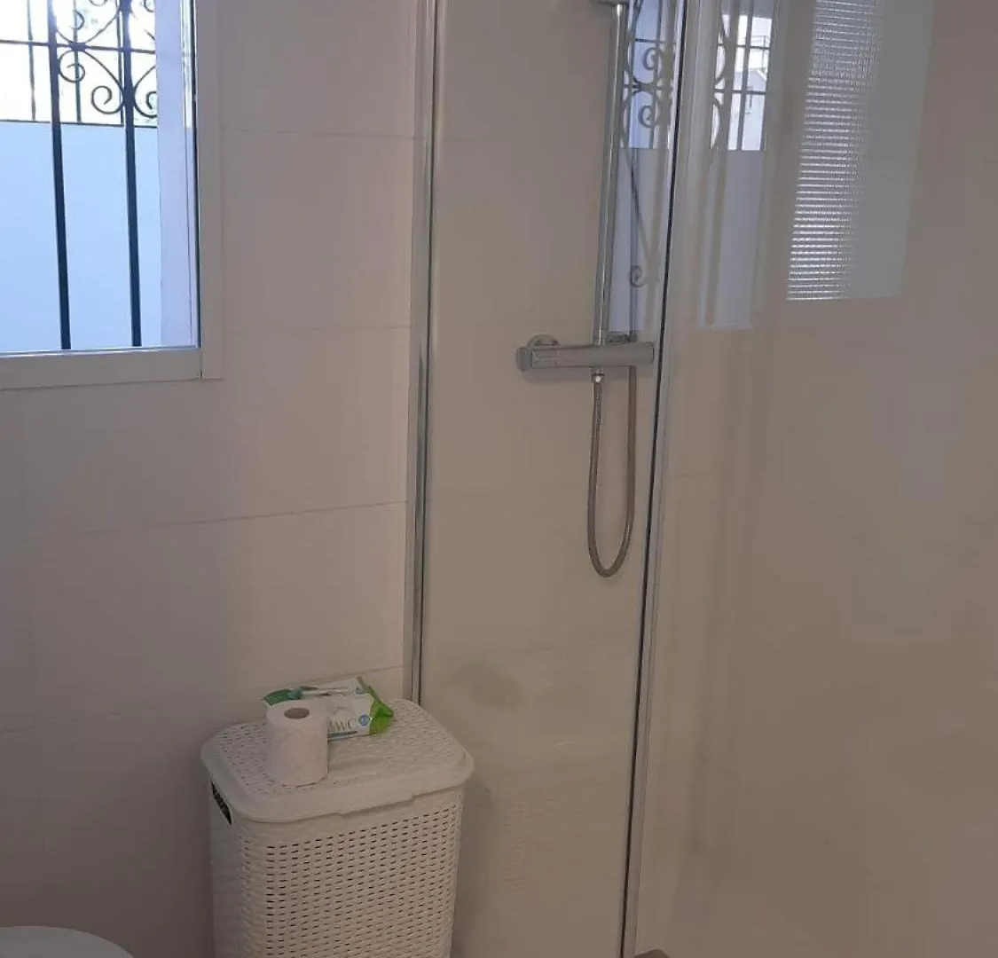 בנאלמדנה Luxury Apartment Near The Sea